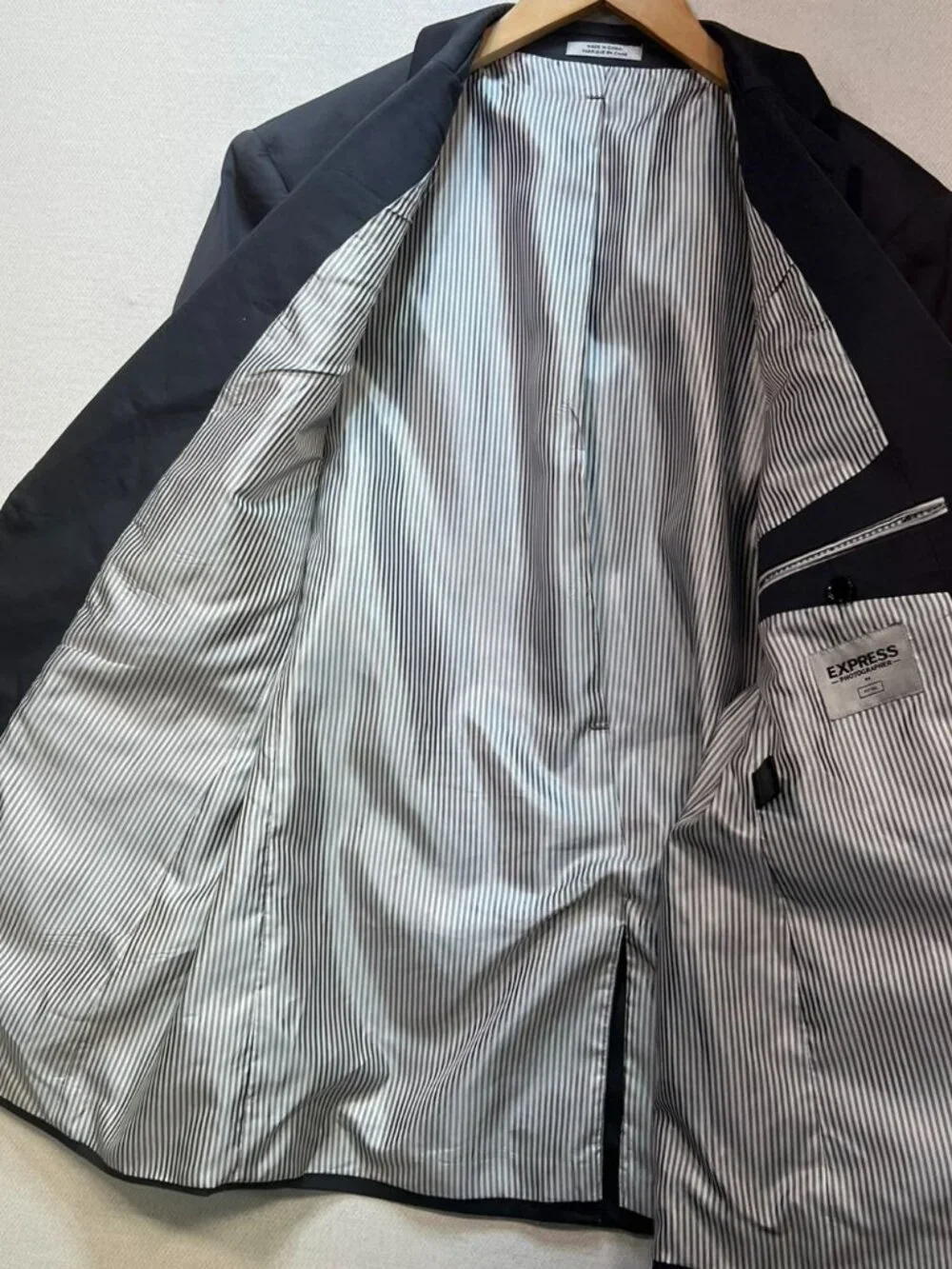 Express Men's Fitted Photographer Sport Blazer Coat Size 40R Gray Long Sleeve